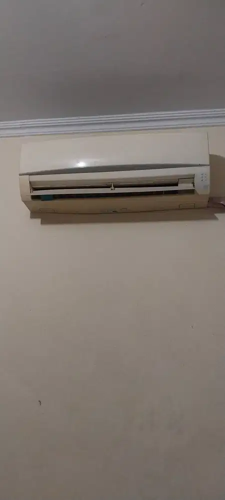 Dijual AC Merk Sharp