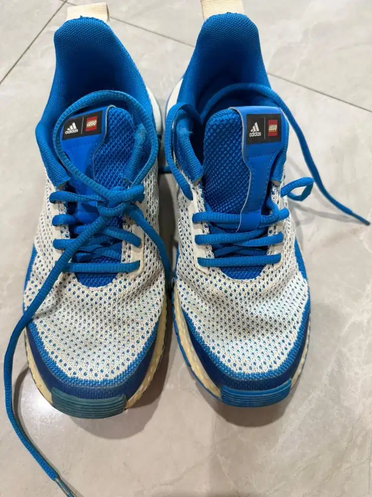 Adidas LEGO warna biru putih