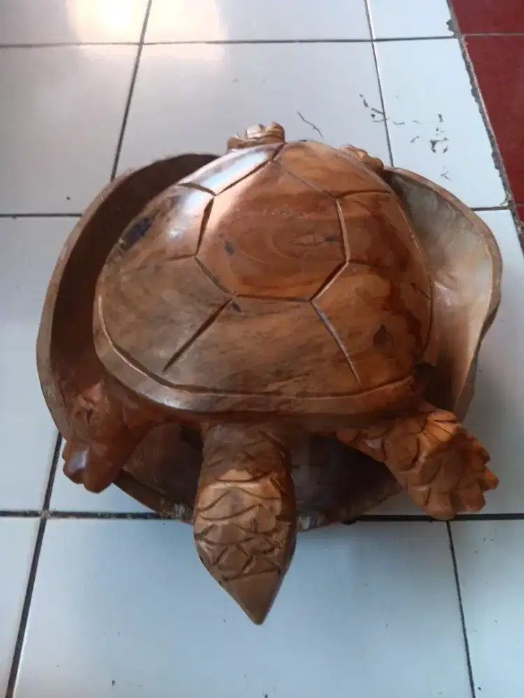Hiasan Kayu Kurakura dan Tatakan Buah