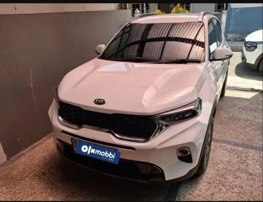 Kia Sonet 1.5 Smart 7 Seater Bensin-AT 2021