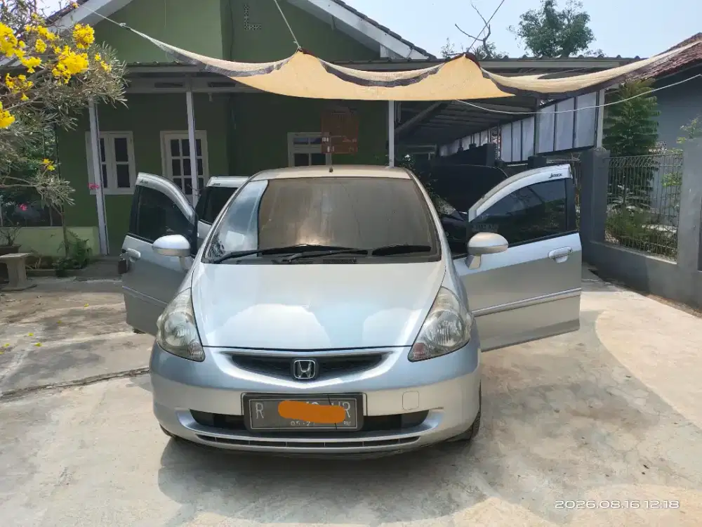Dijuall Honda Jazz isdi metic the 2004