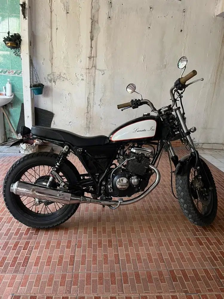 motor custom suzuki thunder 125