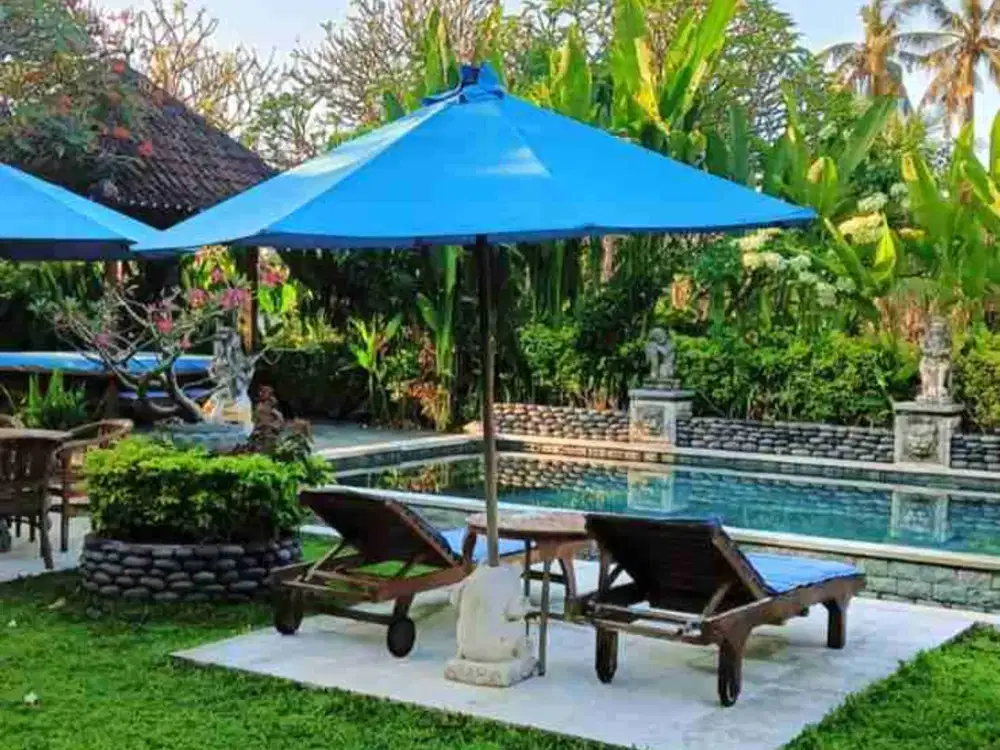 di sewakan villa besar di pantai sabe