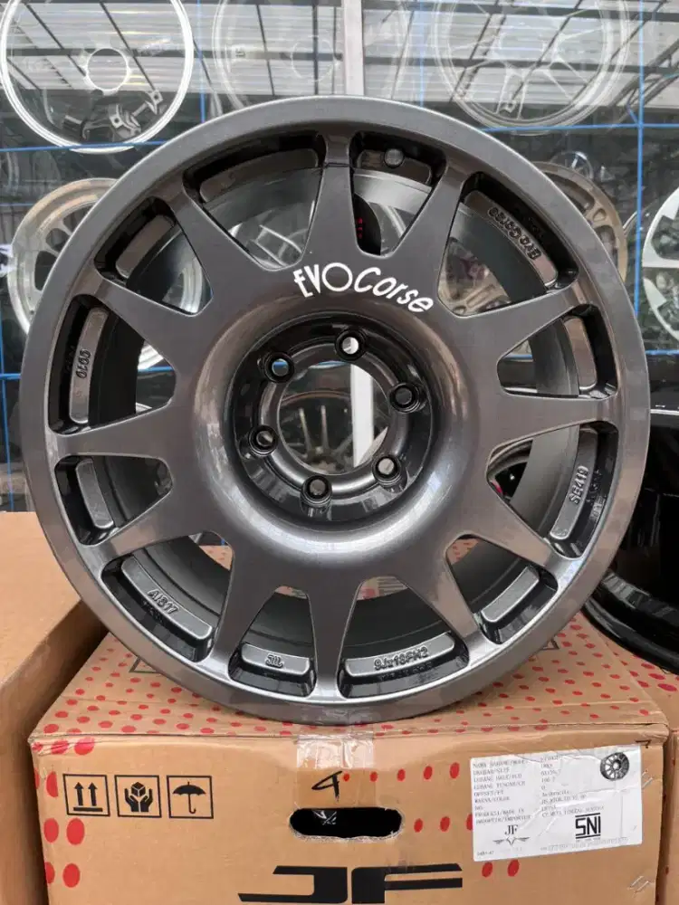 Fondmetal Evocorse ring 18x9 6x139,7 ET 0 fortuner pajero 4pcs