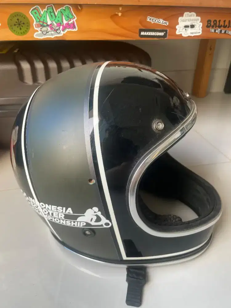 Helm retro full face