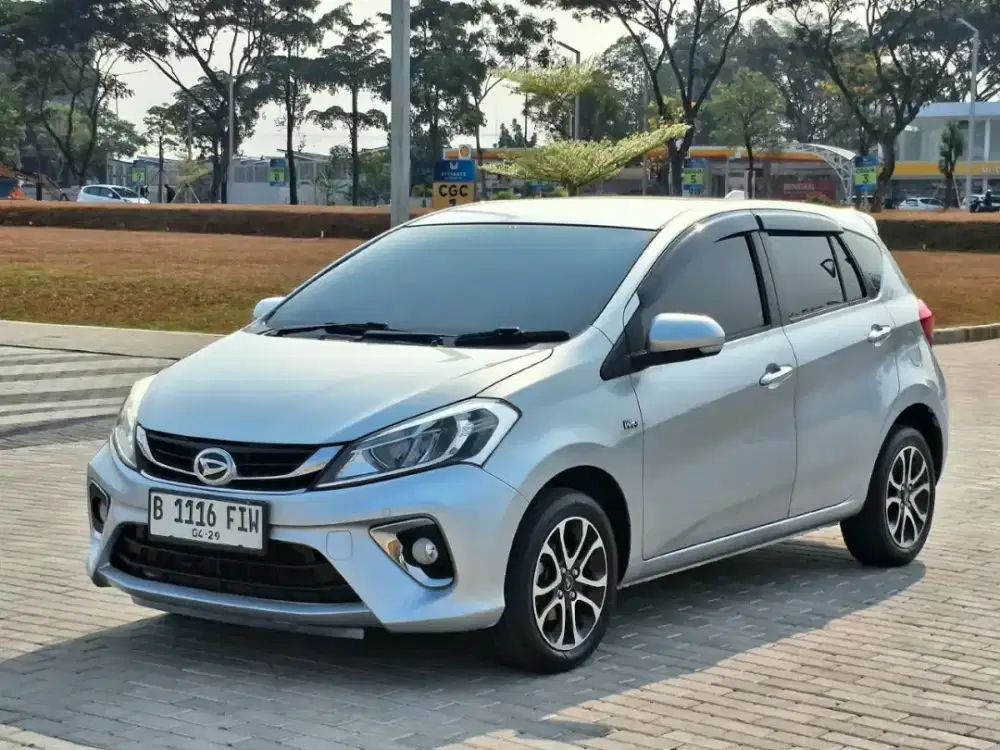 Daihatsu Sirion R 1.3 Automatic 2019 Bensin Silver Metalik