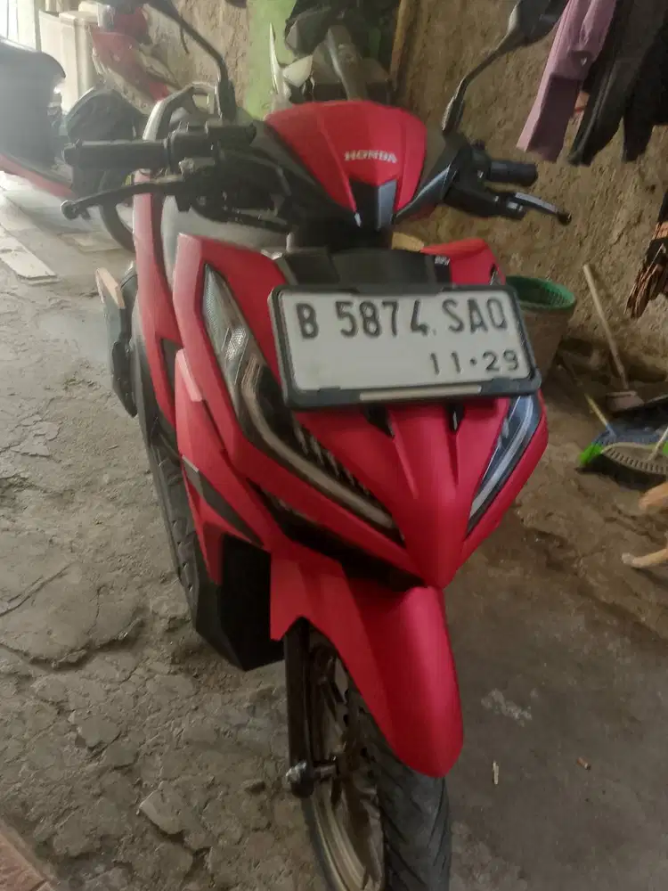 dijual vario 125 tahun 2024 keyles