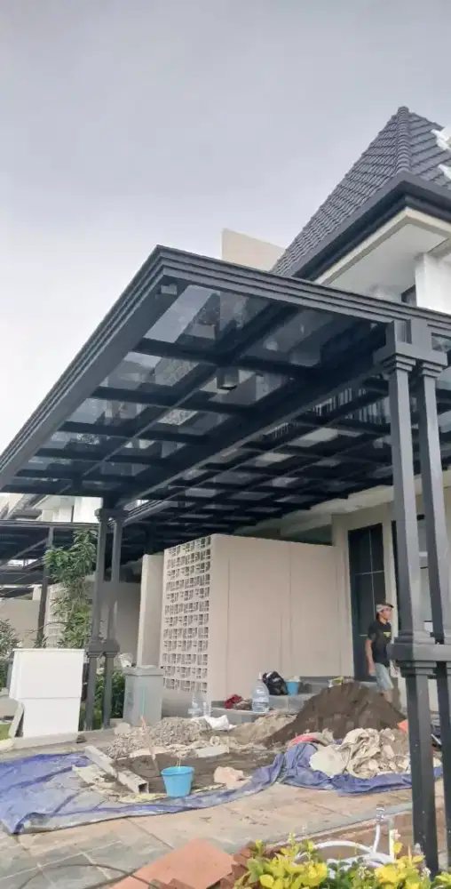 Kanopi atap kaca