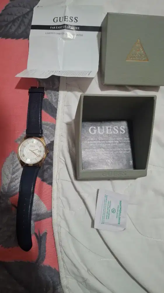 Jam tangan guess