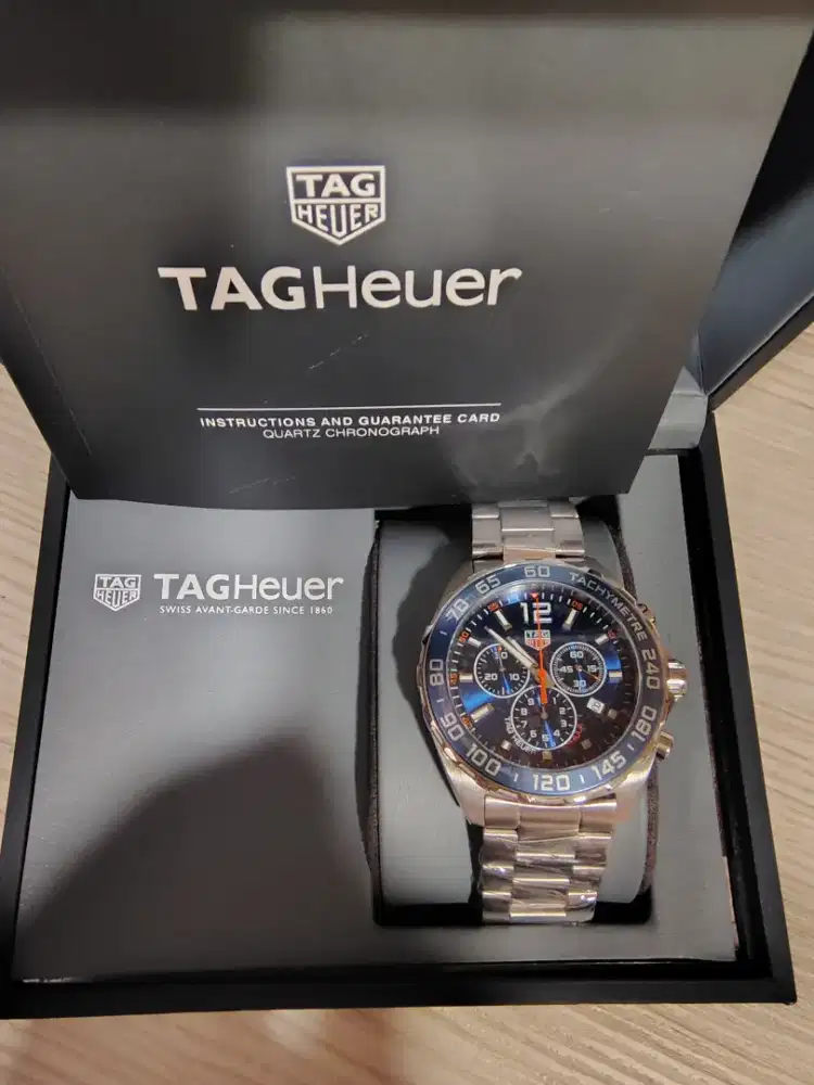 Jam tag Heuer chronograph formula 1 Swiss Ref CAZ1014 WZU8817