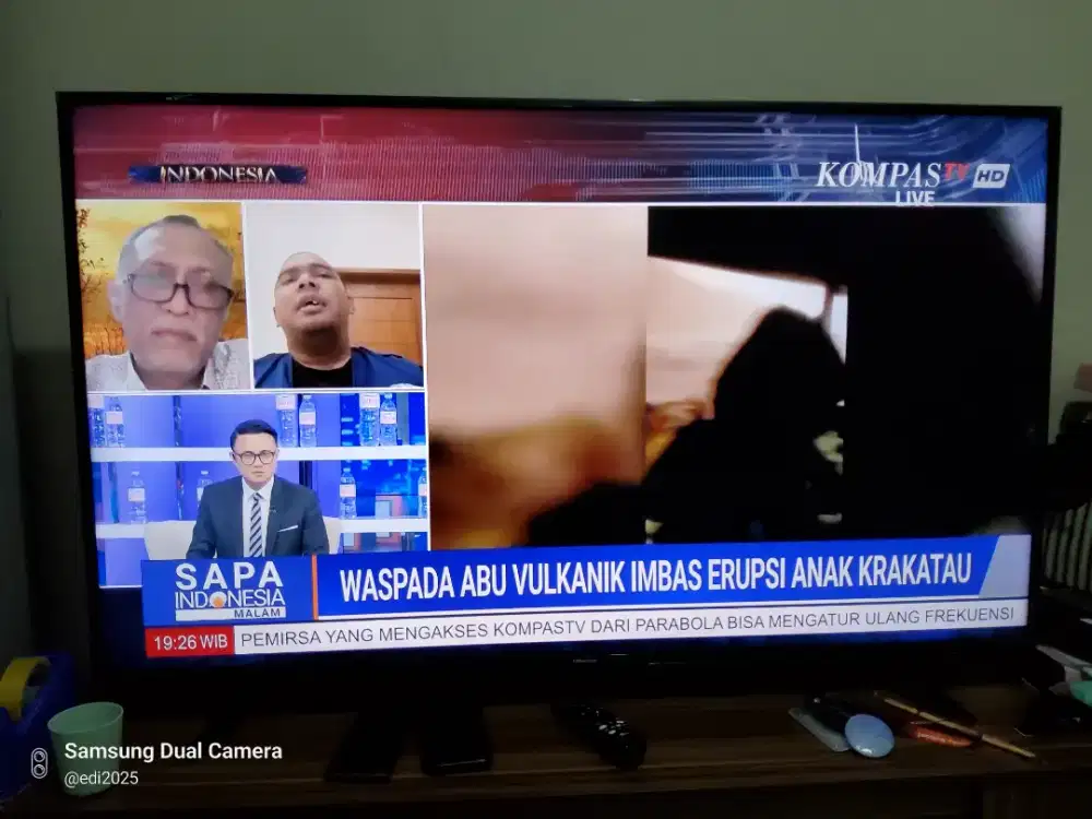 SMART TV Merk LG 4 K  Ukuran 58 INC, BAGUS MULUS LENGKAP DENGAN DUS
