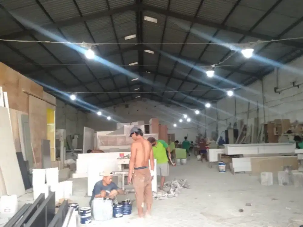 Gudang Dumar Industri Hadap Selatan Row Jalan 12 Meter Bebas Banjir