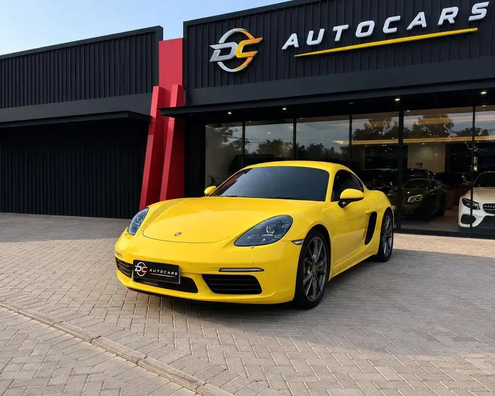 Porsche 718 Cayman