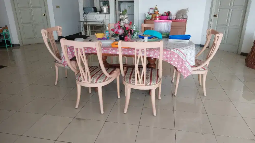 Meja makan jati 6 seaters