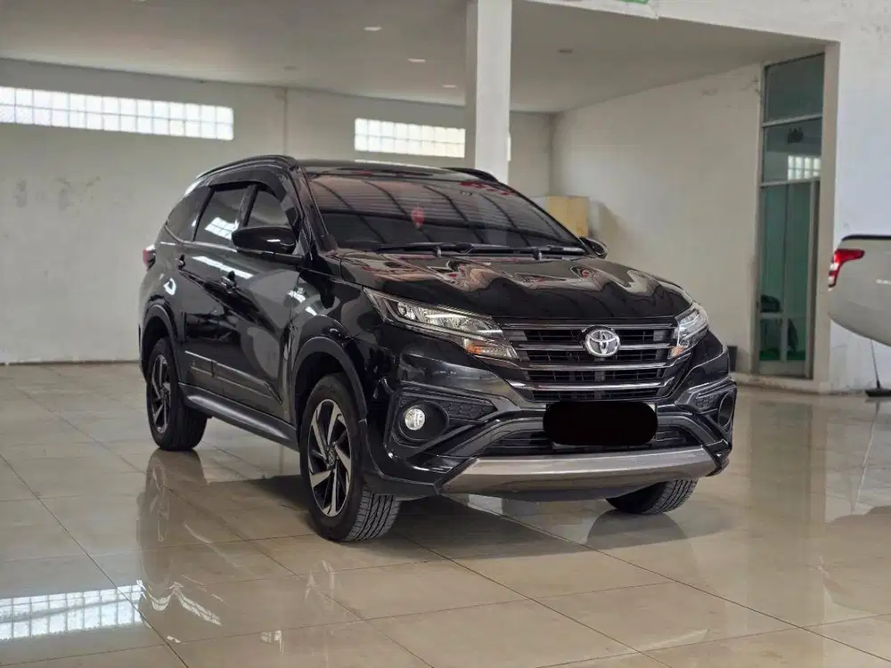 Toyota Rush 1.5 GR Sport Manual 2023