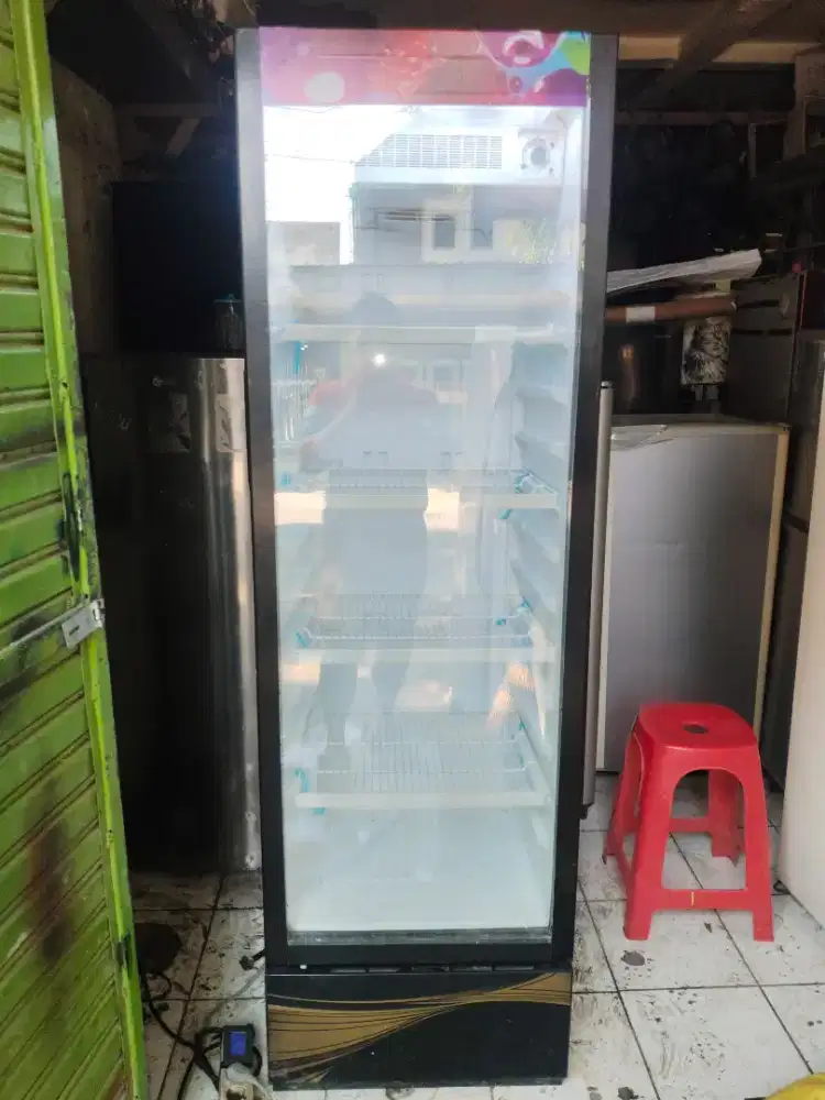 Showcase Polytron orisinil normal dingin siap pakai