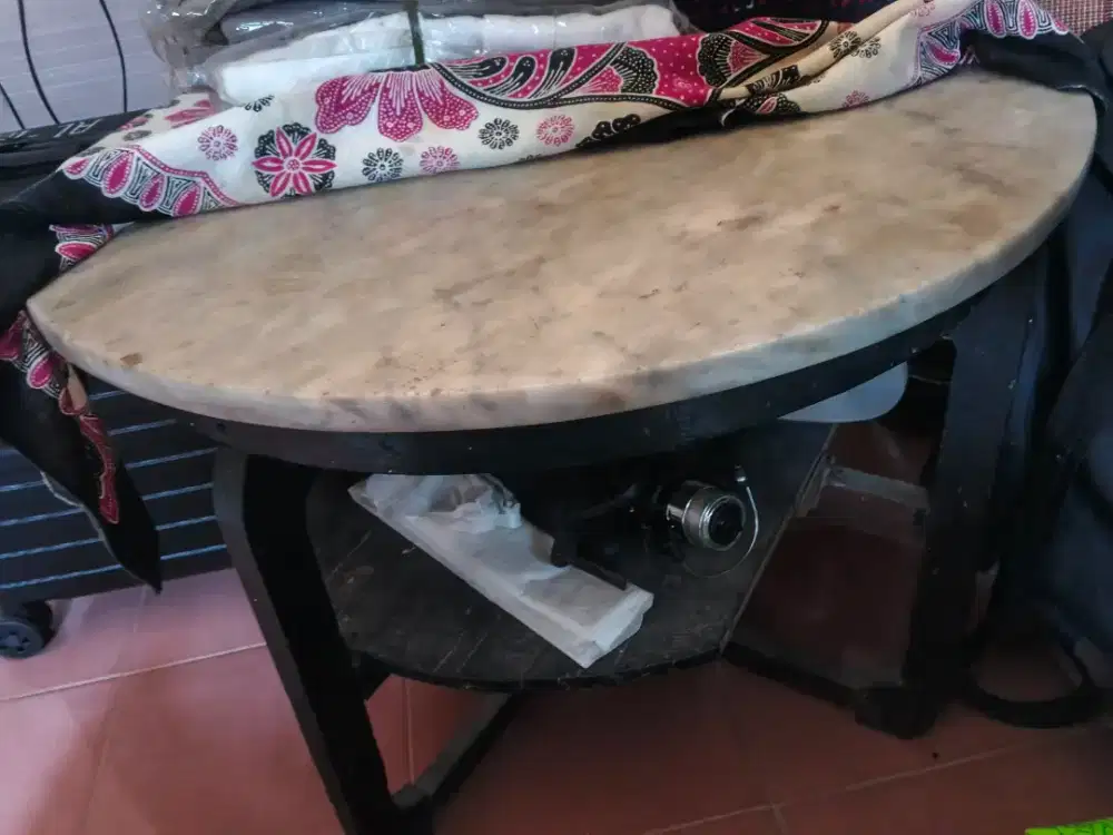 MEJA MARMER ANTIK