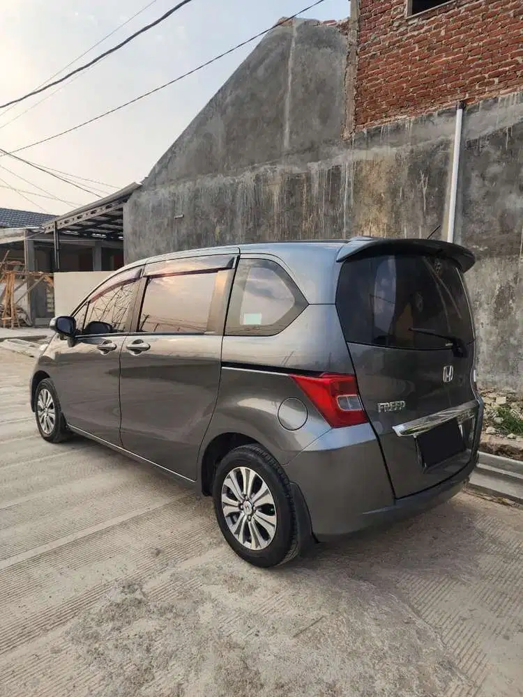 Honda Freed 2013 Bensin