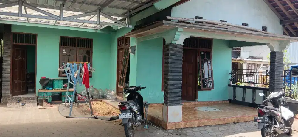 Di sewakan rmh tempat tinggal/untuk usaha