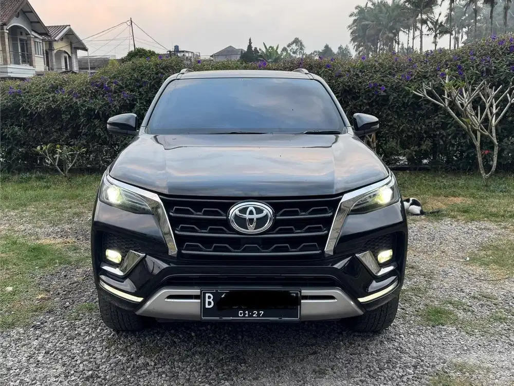 Fortuner VRZ 2022/2021 Cash tangan pertama record toyota