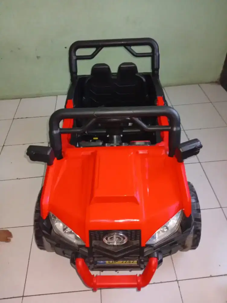 MOBIL MOBILAN AKI+REMOTE CONTROL