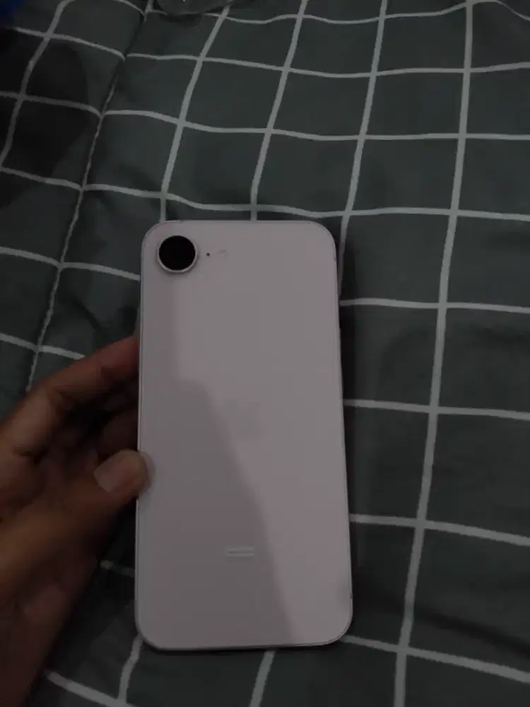 Iphone 17e Soft Pink 256 GB, Mulus no dent