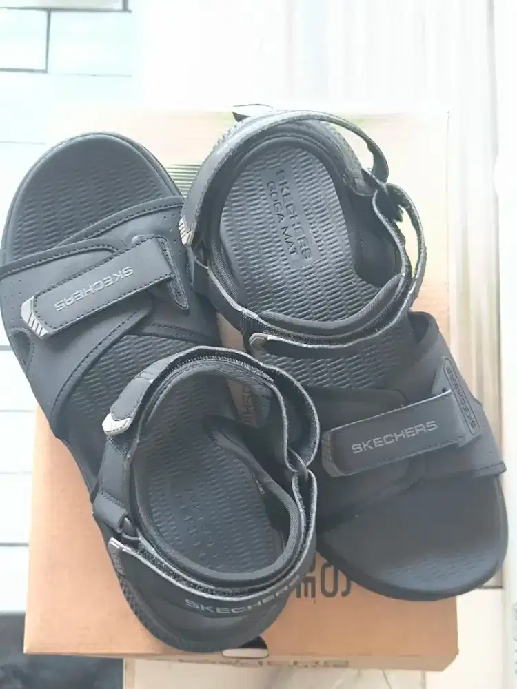 Sepatu Sandal Skechers Go Run Performance