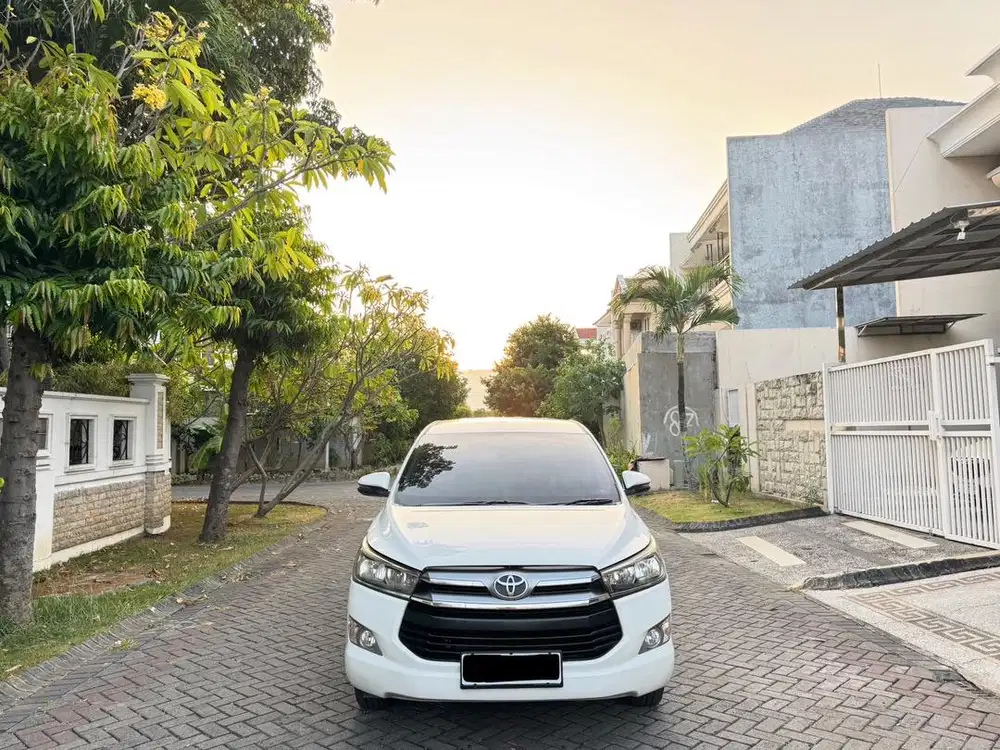 Toyota Innova Reborn 2.4 G Diesel Matic 2018 Putih Plat L