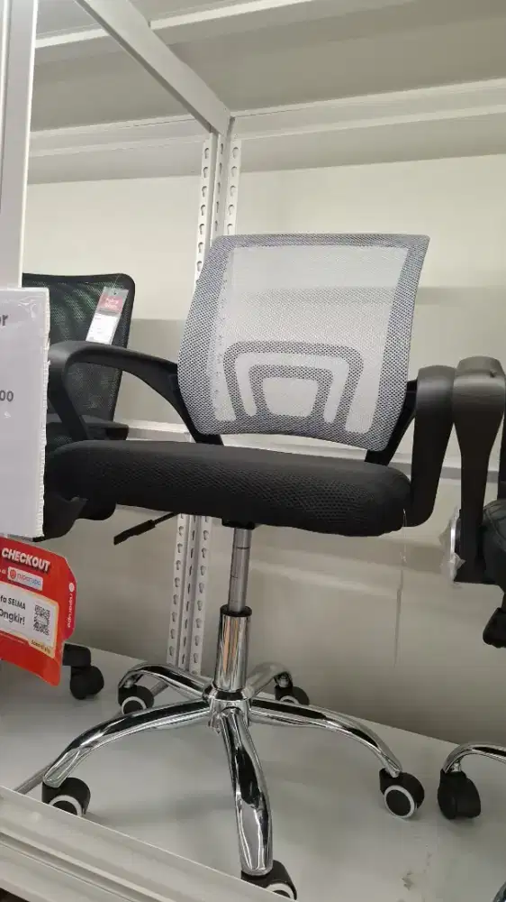 KURSI KANTOR 300RIBUAN