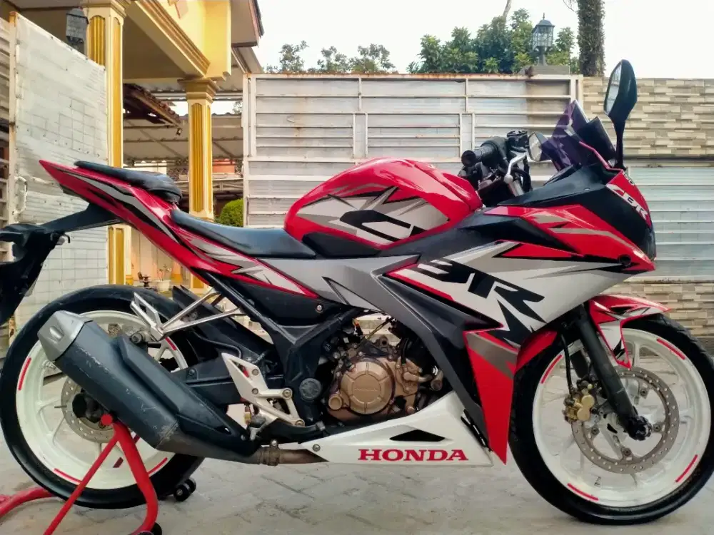 Honda CBR facelift lengkap motor sehat keterangan detail dibawah