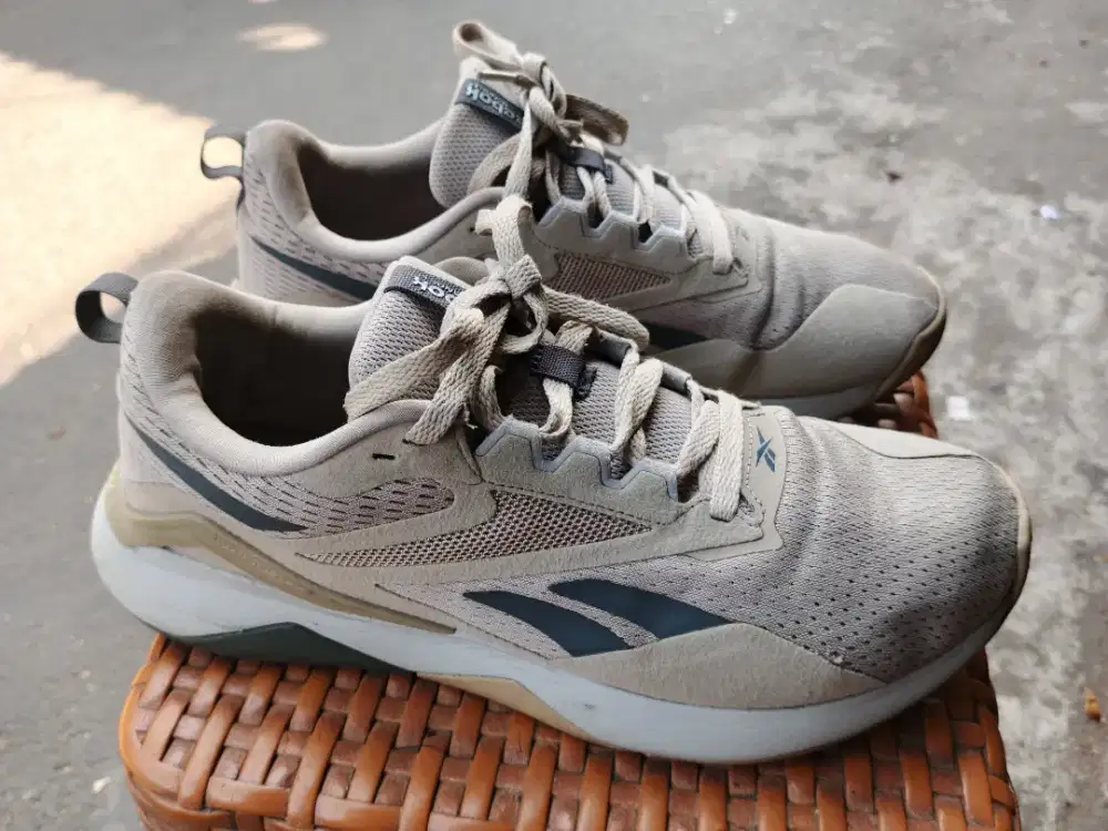 Jual Sepatu Reebok nano flex original size 44 bisa kirim bayar cod