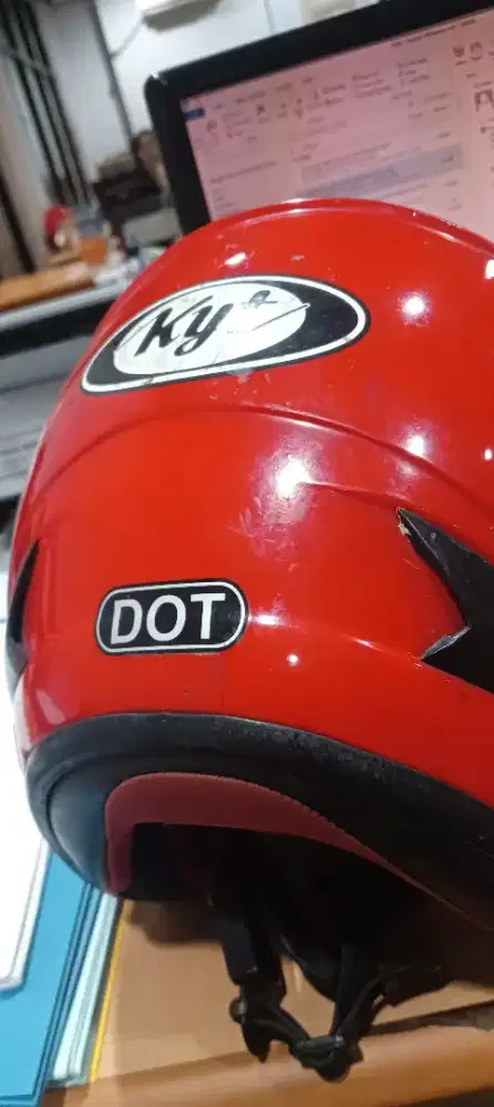 Helm KYT 2 Vision Merah