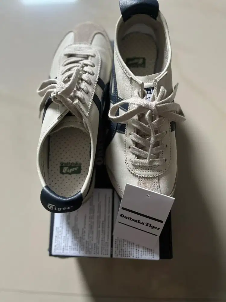 sepatu wanita onitsuka tiger ukuran 39