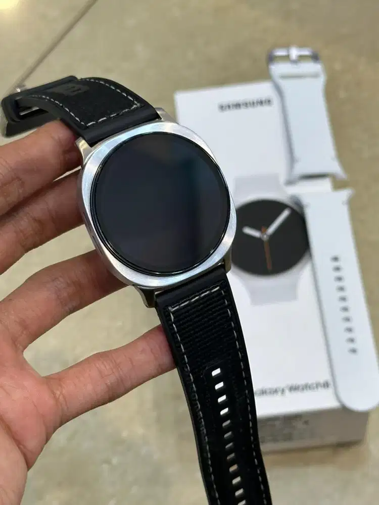 SAMSUNG GALAXY WATCH 8 40MM SILVER RESMI SEIN