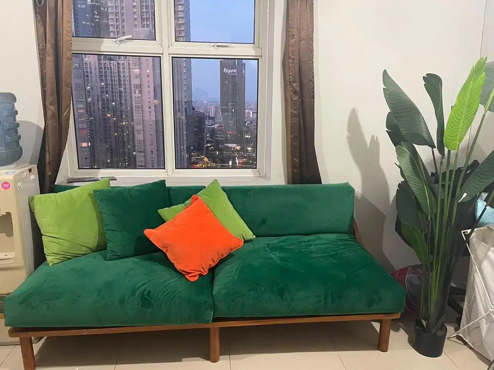 SOFA GARDEN VIEW