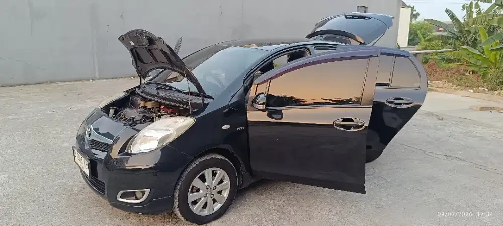 Toyota Yaris 2011 Bensin