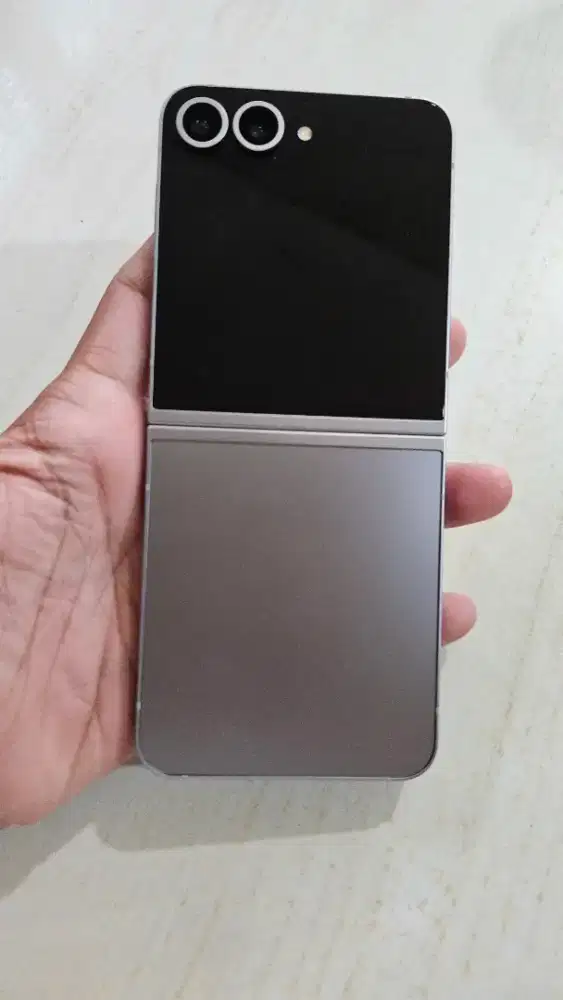 Samsung Galaxy Z Flip 6 12/256 Gb Murah Mulus