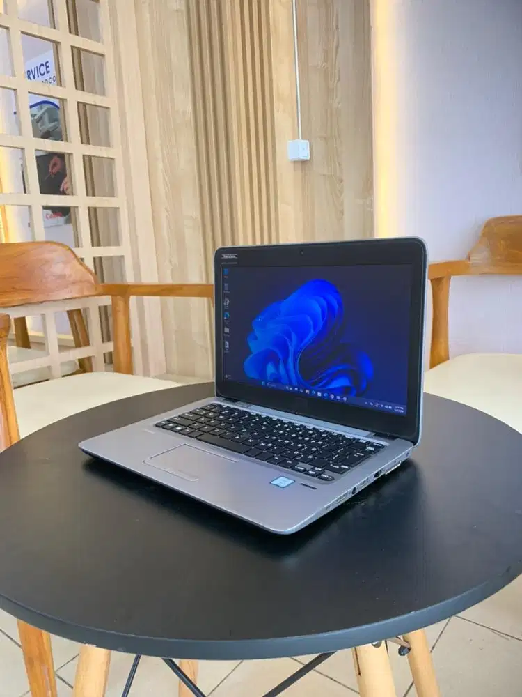 LAPTOP EXDISPLAY