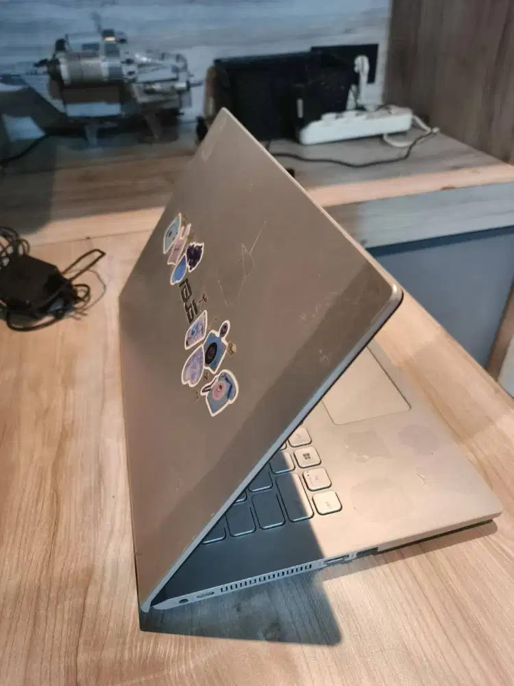 DIJUAL LAPTOP BEKAS MERK ASUS KONDISI MASIH BAGUS