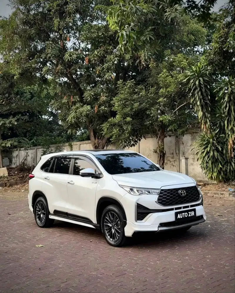 Toyota Kijang Innova Zenix Q Modelista Hybrid Putih 2023 Tdp Murmer Bu