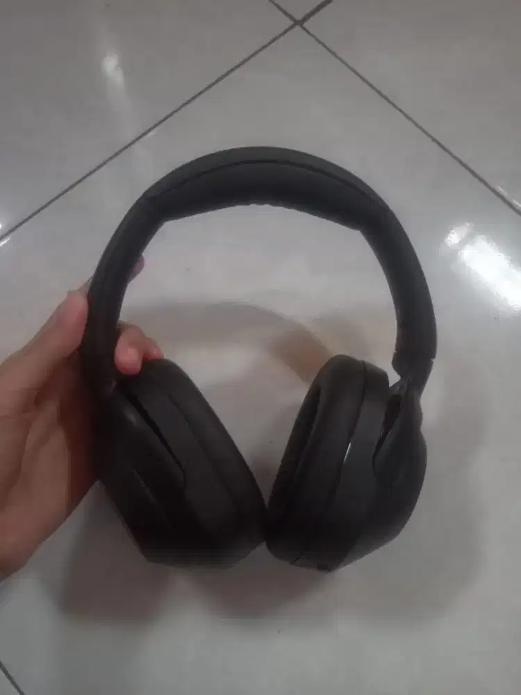 Dijual Headset Bluetooth Sony ULT Wear Mulus seperti BARU!!