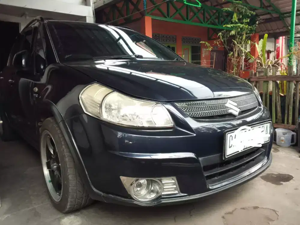 suzuki x-over metic