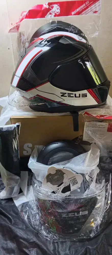 Helm zeus msh baru new