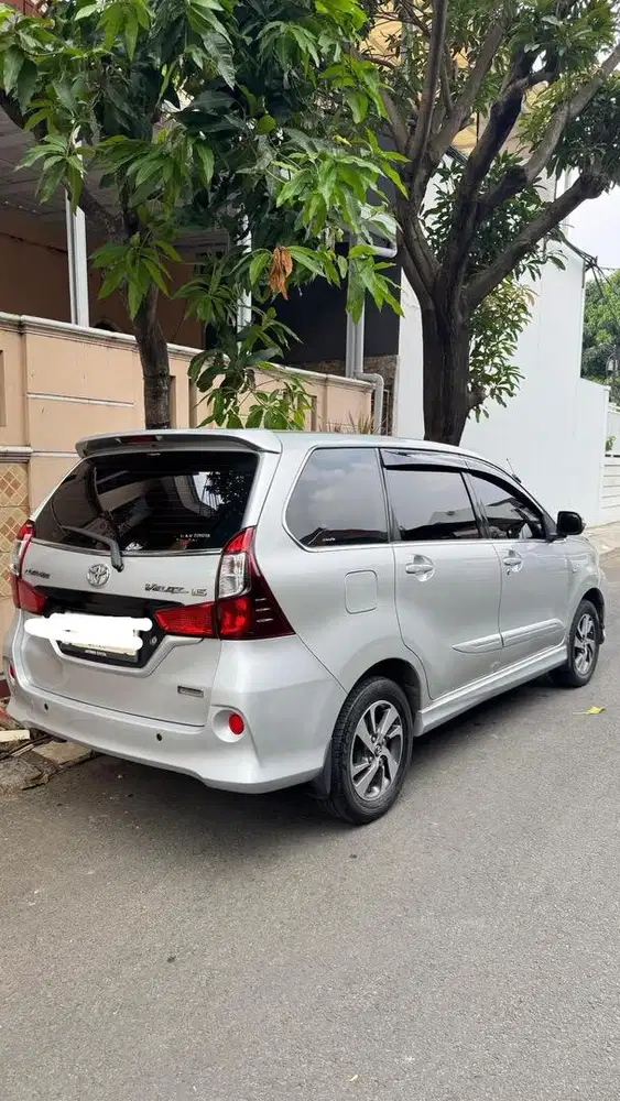 Avanza Veloz 2018 Silver
