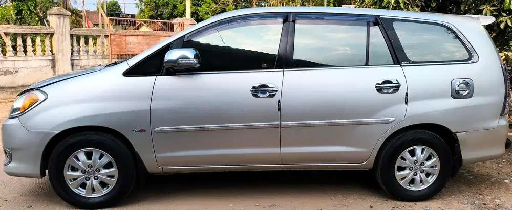 Toyota Kijang Innova 2009 Diesel
