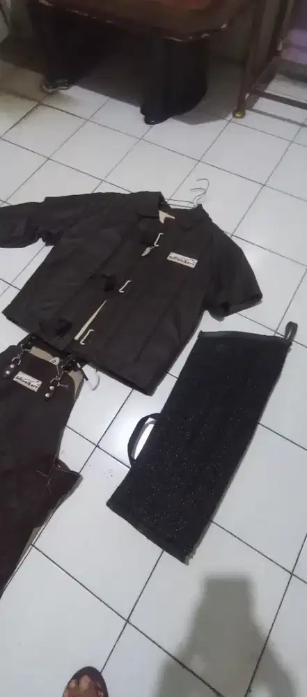 Stelan baju latihan anjing K9 merk Schweikert