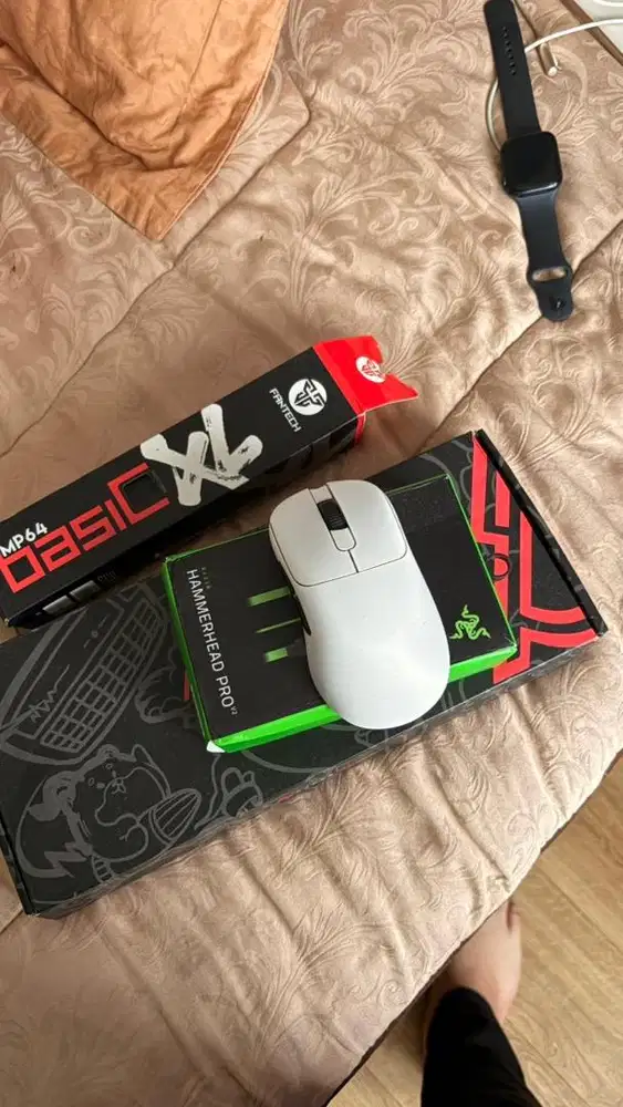 Mouse, keyboard & headset