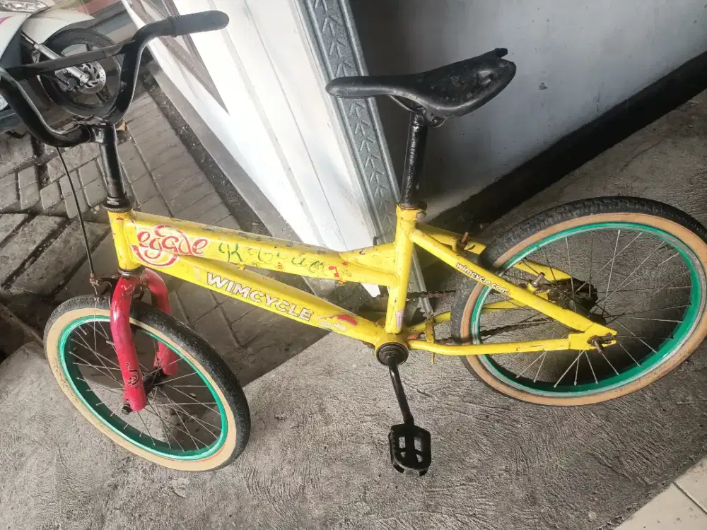 Sepeda BMX wimcyele uk18 siap pakai