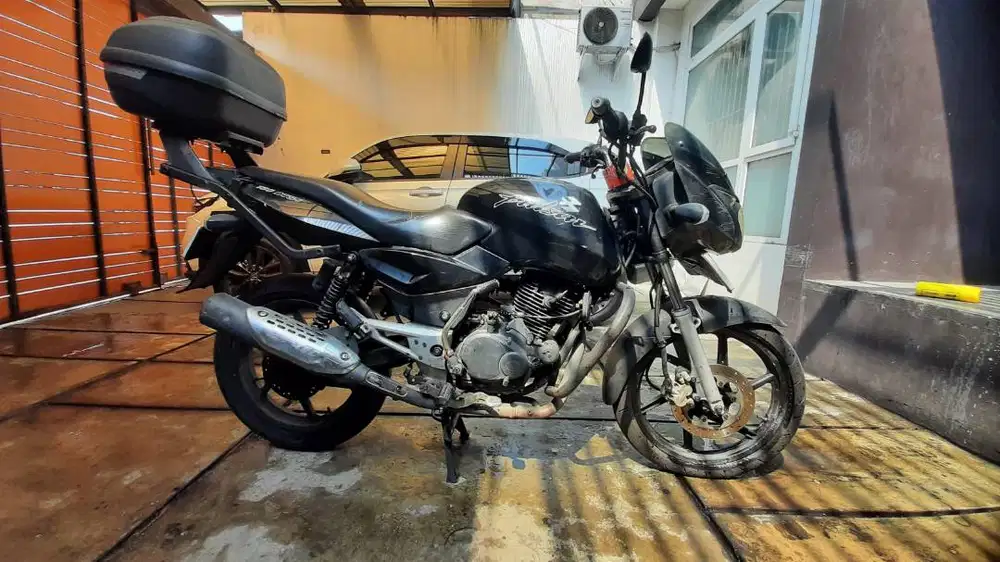 Dijual Motor Bajaj Pulsar 180 Dtsi (UG3)
