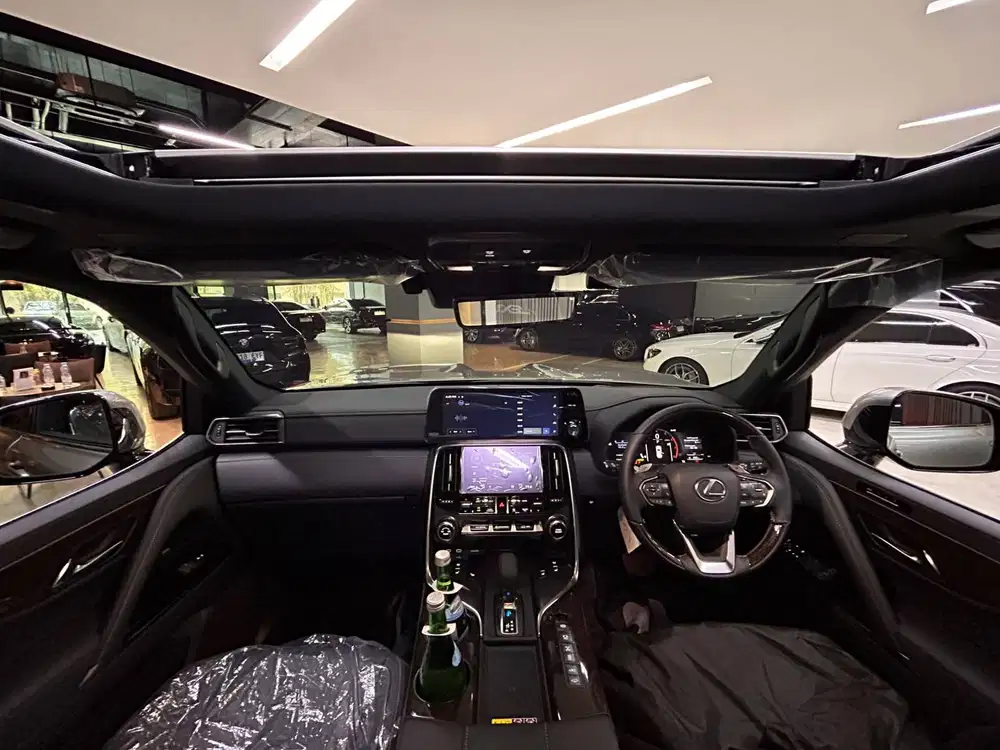 Brand New Lexus LX700H Hybrid AT 7-Seater Nik 2026 Sonic Titanium KM 5